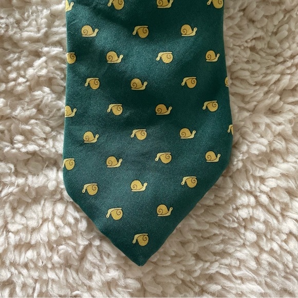 Hermes 100% Silk Tie 7207 UA Snails Green France Designer Luxury Wedding Career - Picture 4 of 5